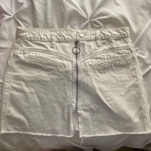 Blank NYC distressed white denim skirt